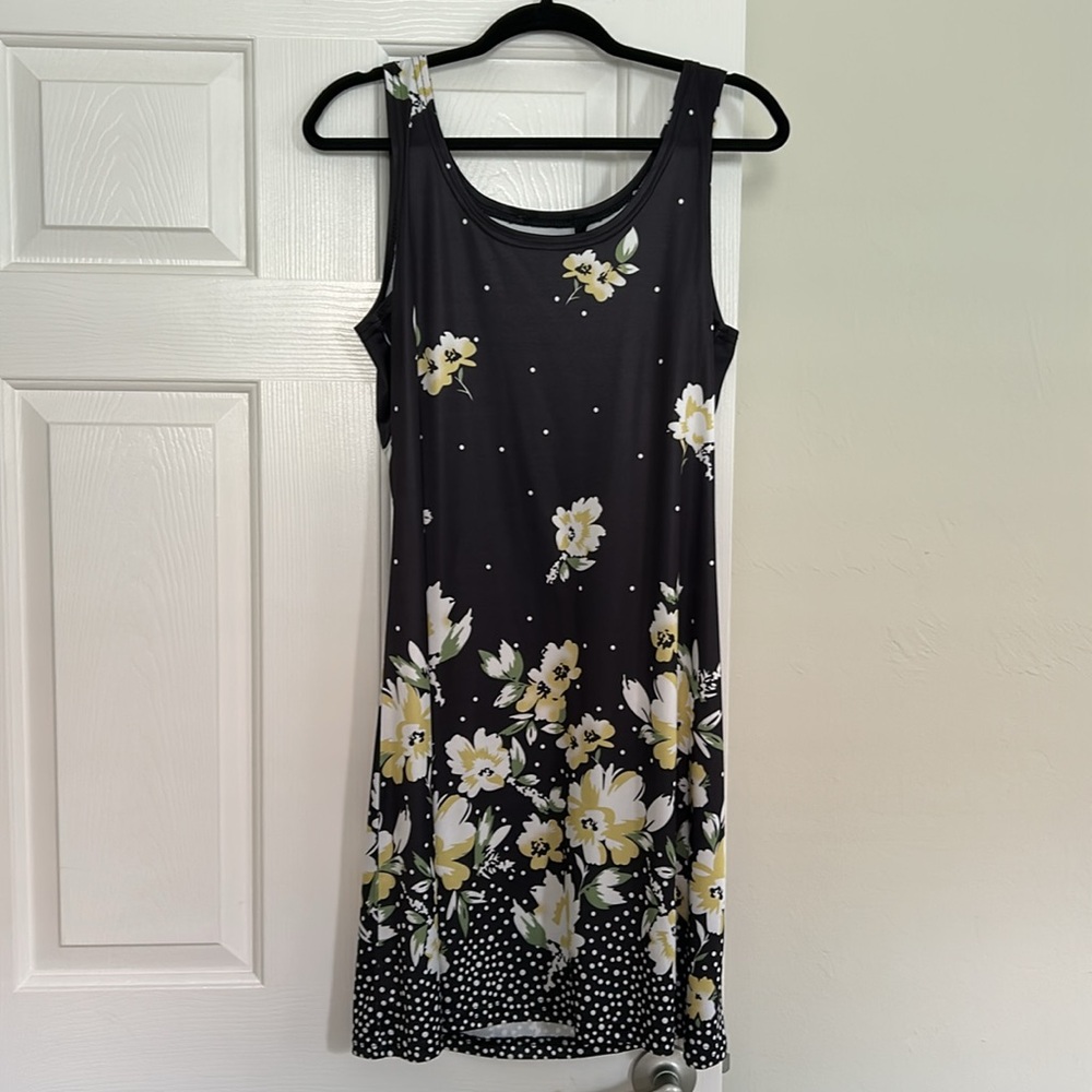 Tango Mango Chic Black Floral Midi Dress - Picture 6 of 6
